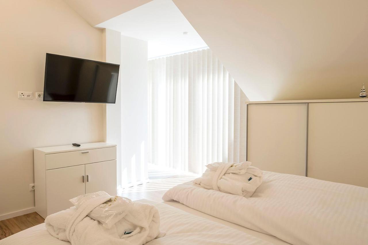 Hotel Haus Am Meer Ховахт Экстерьер фото