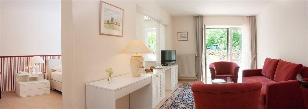 Hotel Haus Am Meer Ховахт Экстерьер фото